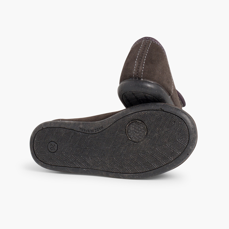 gallerys/659ef4919eccb/0413 GRIS 3.jpg